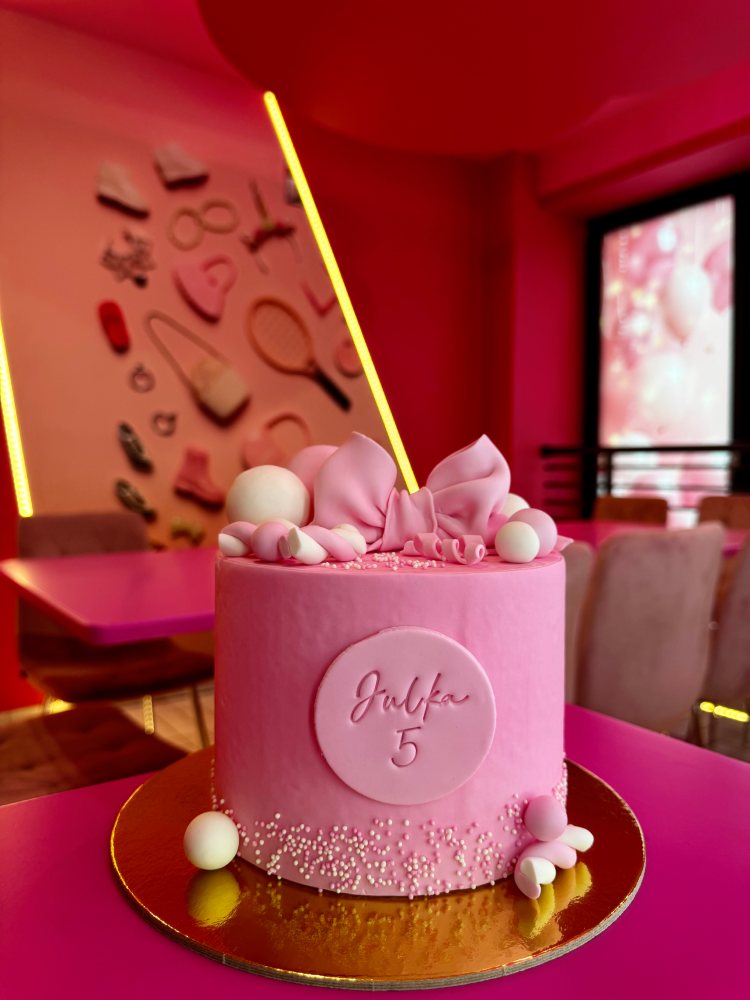 Tort Pink Mr Gorilla